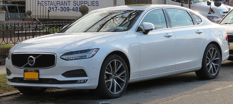 Foto de referencia de un Volvo S90